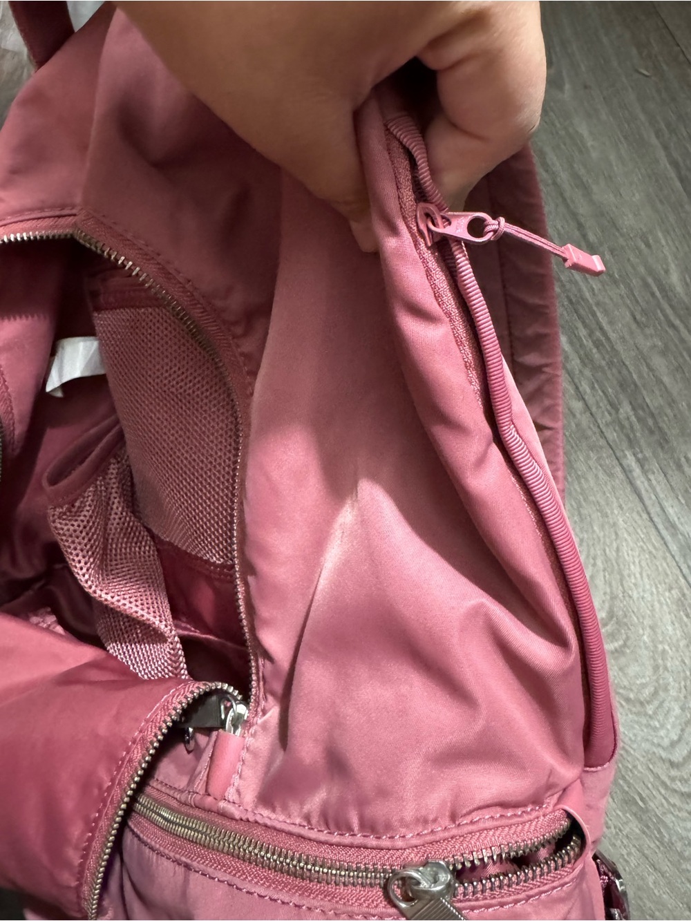 Pink lululemon backpack - Picture 11 of 11